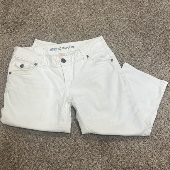 Mossimo White Capris - Picture 5 of 5
